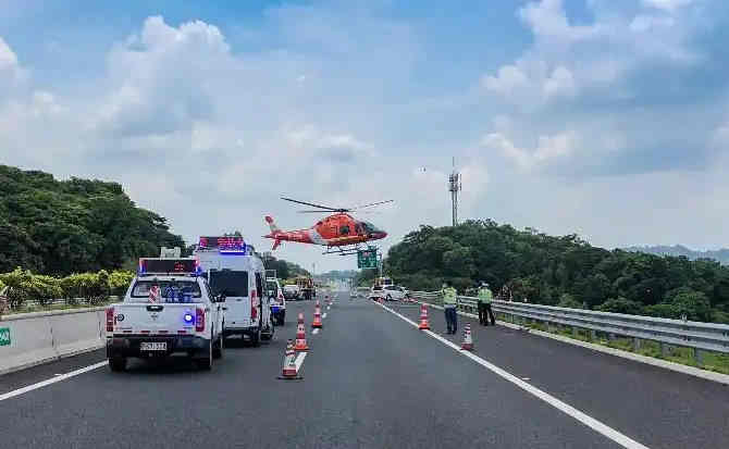 林芝高速公路汽车救援案例